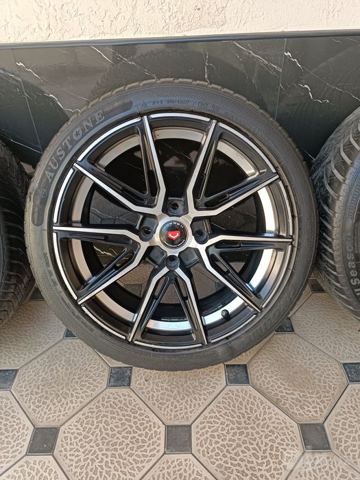 Vossen Diska Balon 215 45 R17 Holati yaxshi Jentra Lasettiga