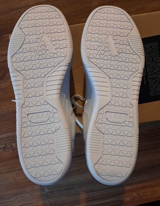 ARKK  нови кецове, размер 45