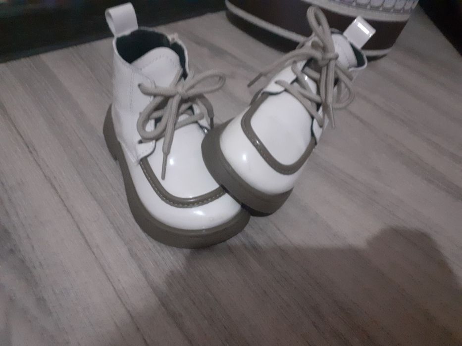 Детский ботинка (осенний)