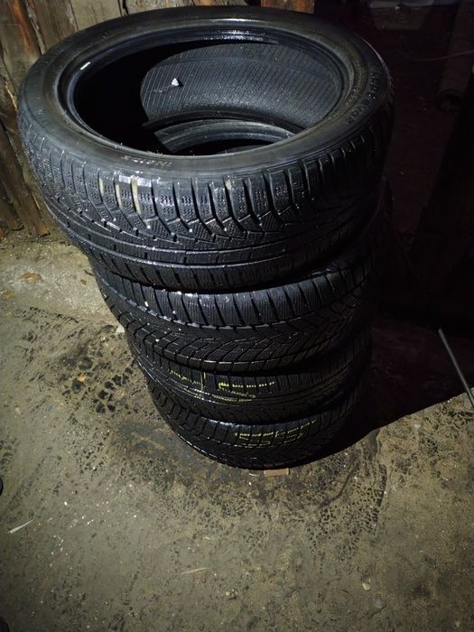 Vand caucuri iarna 225/50r18 Hankoc