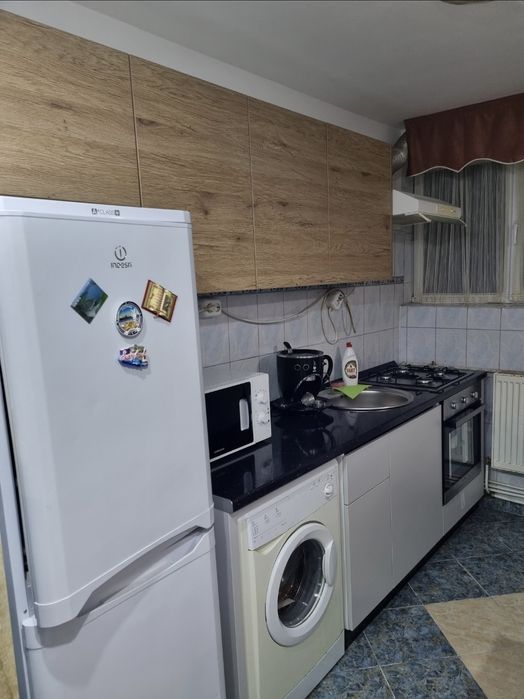 Închiriez apartament In regim hotelier Zonă Centrală,  ofer FACTURĂ