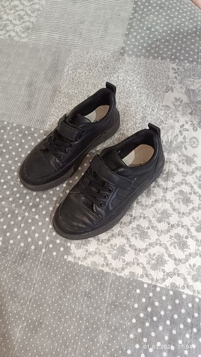 Продам детскую обувь для мальчика (30размер)