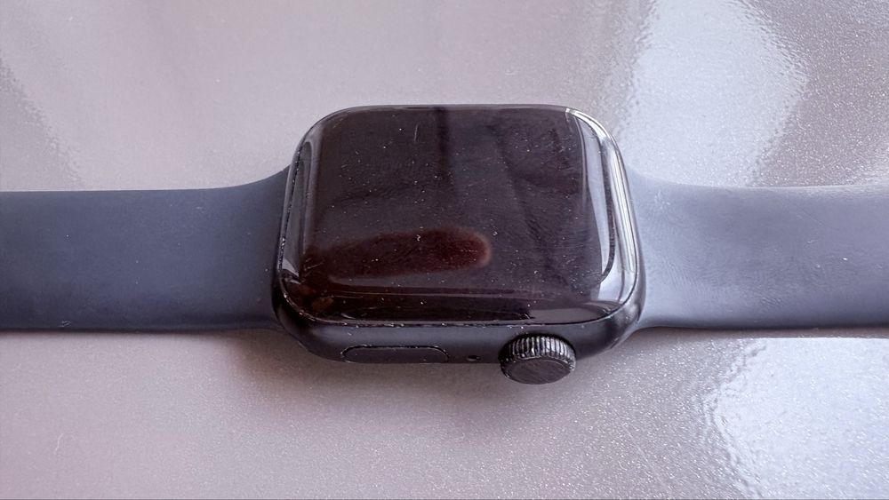 продам Apple watch 7 series 41 m
