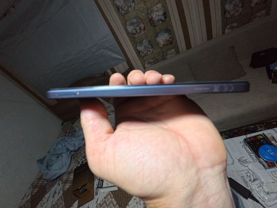 Смартфон Realme C75x 8/256.