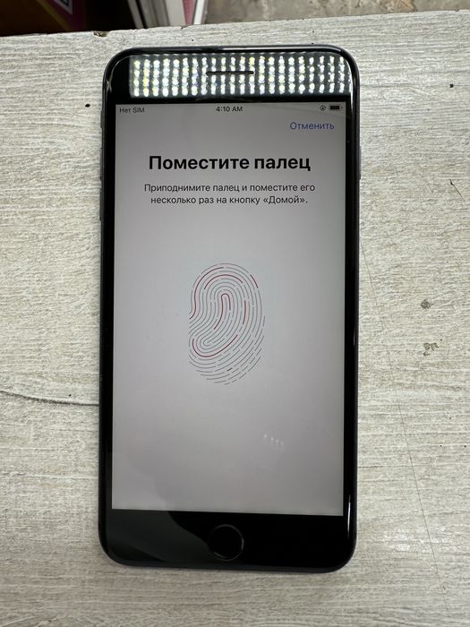 Продам Айфон 8+ в хорошие руки