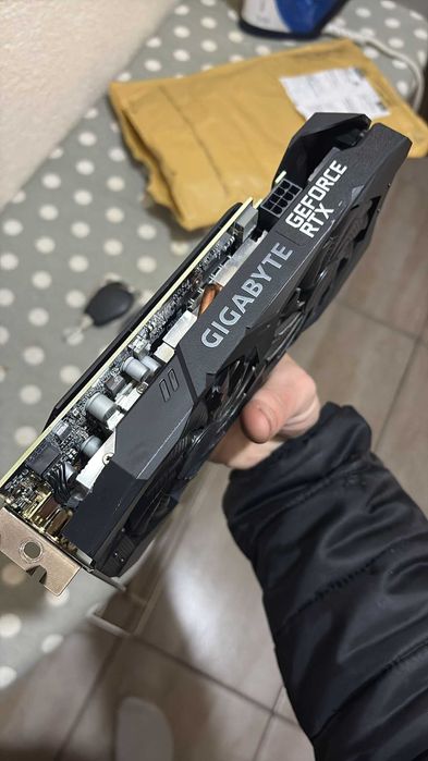 Placa video RTX 2060 GIGABYTE 6GB