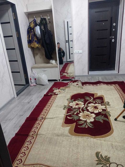 3 хоналик квартира ижарага берилади