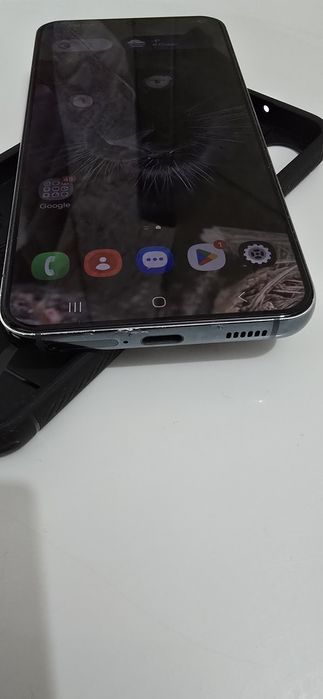 Samsung S22 Green Husa Spigen