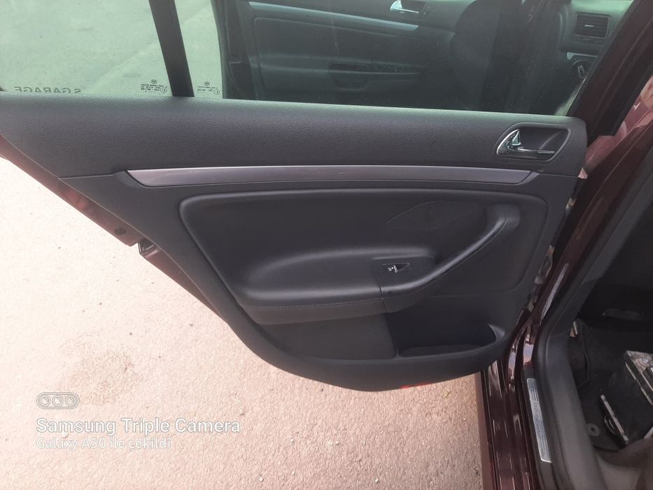 • Продавам Голф 5 2.0tdi 140кс БКД на ЧАСТИ (golf 5 na chasti BKD GTI)