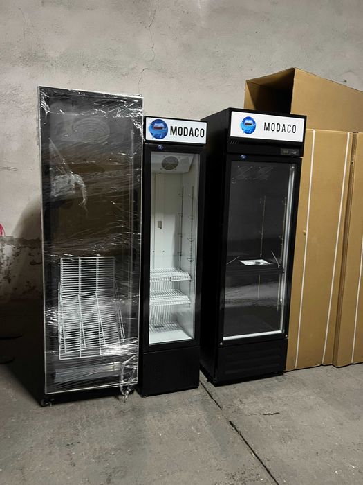 Vitrină verticală 200x60x50 cm LED ventilată