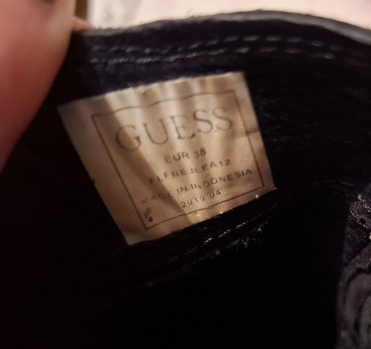 GUESS Дамски боти на плотформа