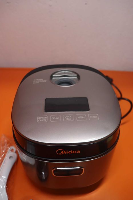 Многофункционална оризоварка Midea 2 л, 9 програми