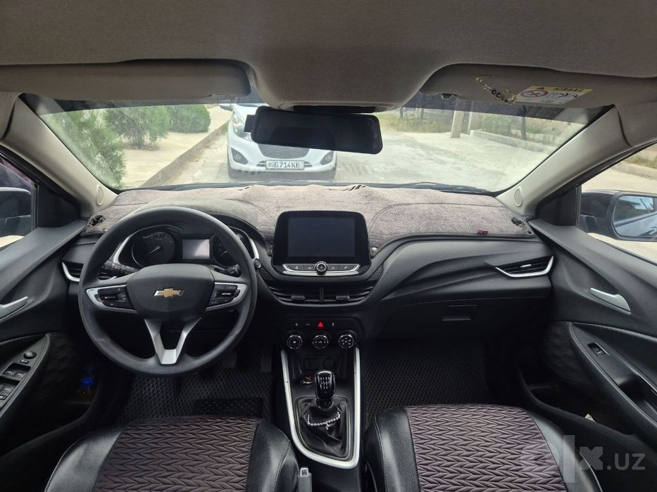 Chevrolet Onix 1