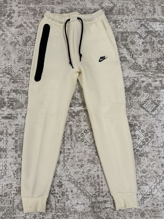 Найк теч флис оригинал