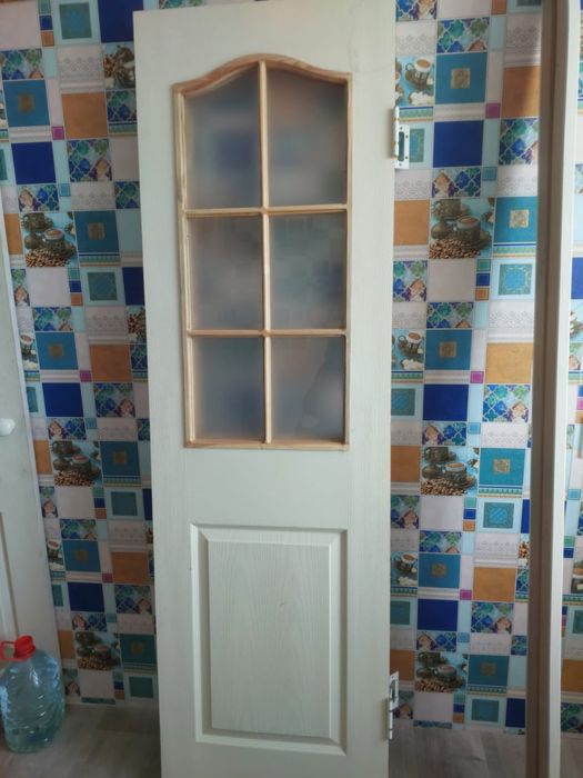 Продам двери межкомнатные