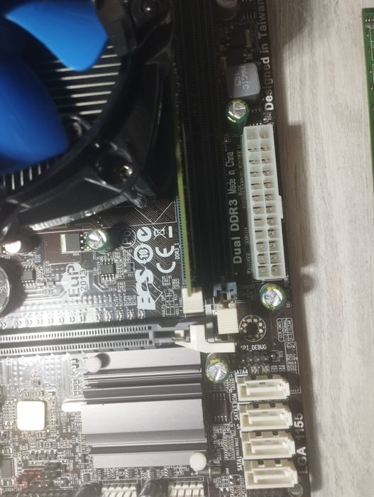 ECS LGA1155 + Core i3 + 4GB DDR3 + Кулер