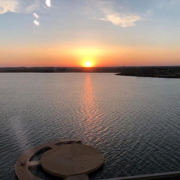 Apartament 2 camere vedere frontala lac Mamaia