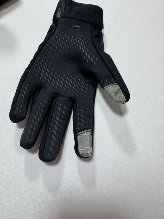 Manusi nike tech black & white