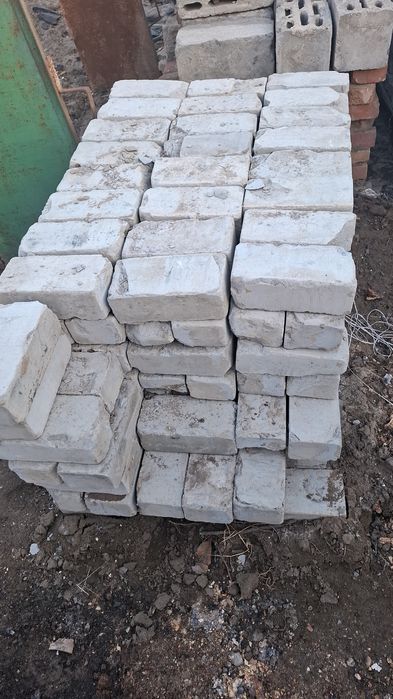 Продам кирпич б/у