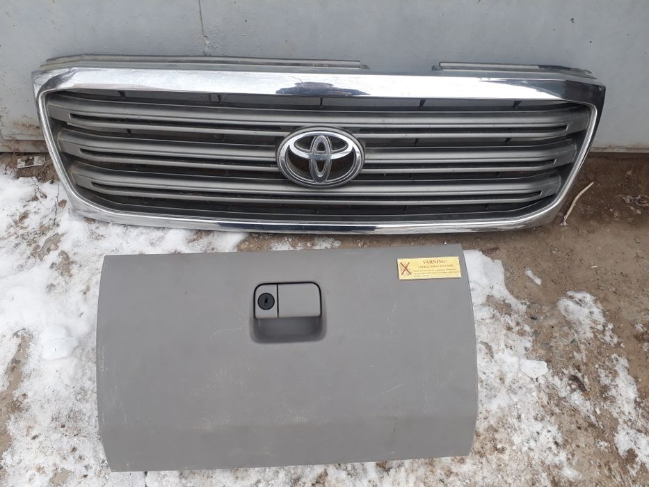 Бардачок мазда 626