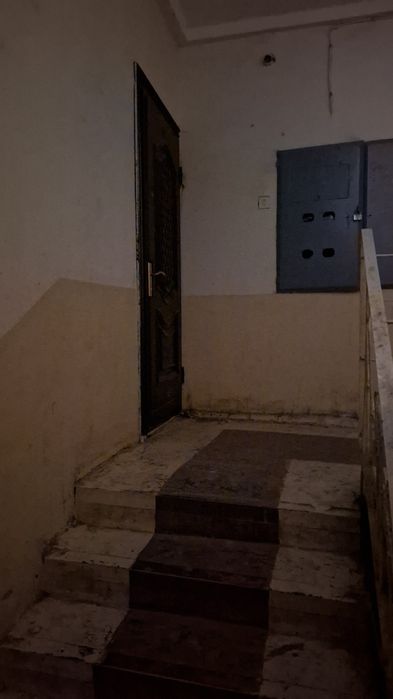 Урганч шаҳар 6-да 2 хонали уй 1 кават. Меҳрибот ателя орқаси