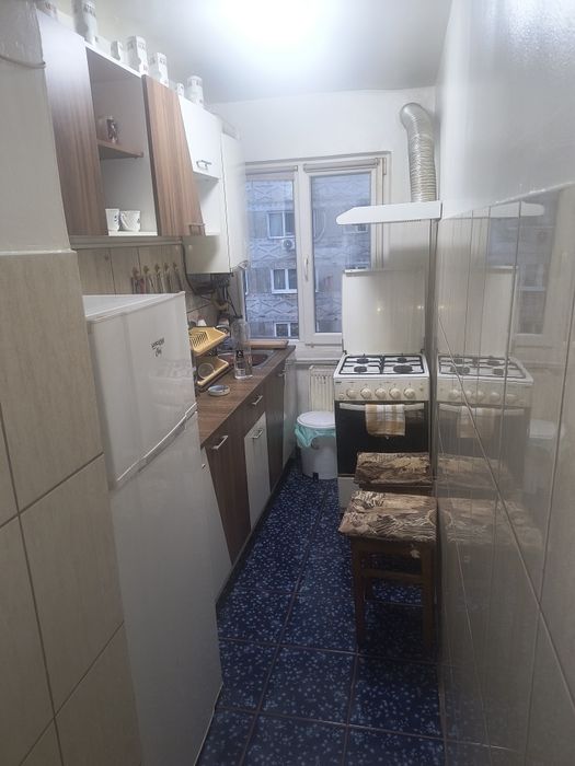 Chirie apartament cu 2 camere