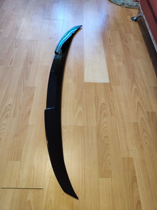Eleron lip codita portbagaj BMW E60 M4 V Style versiune 2 negru lucios