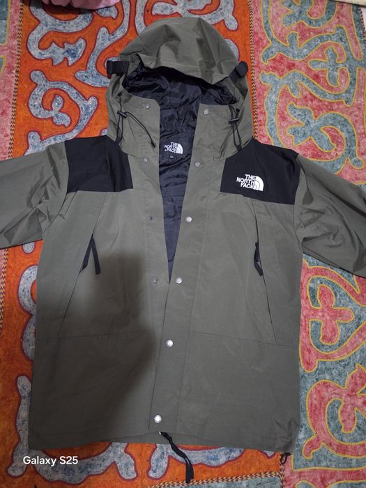 Ветровка the north face