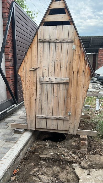 Продам уличный туалет