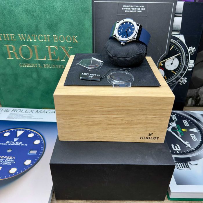 Hublot Classic Fusion Blue 42mm | 542.NX.7170.RX | TVA Deductib. 2025