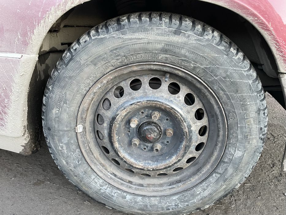 195/65/15. 205/65/15