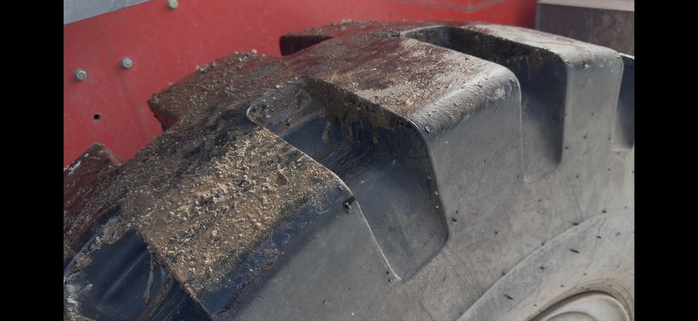 Продам телескопический погрузчик