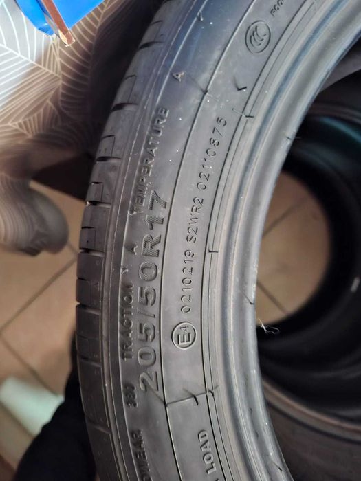 Шины летние 205/50 R17