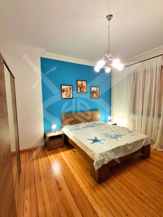 Четиристаен апартамент в Центъра, София №182694