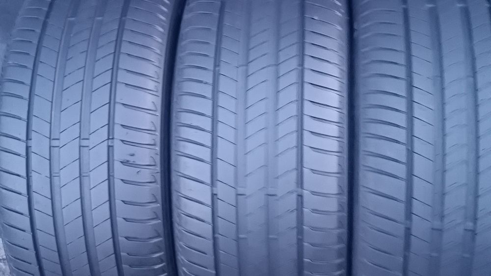 245/45/18 Bridgestone