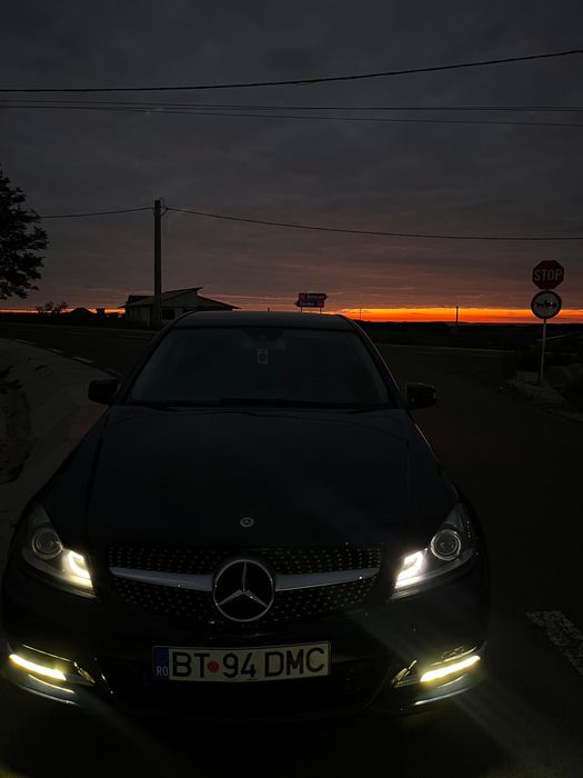 Mercedes c class w204 2011