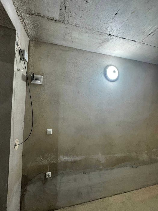 Продава се НОВО строителство – монолитен подземен гараж в западната част на Казанлък!