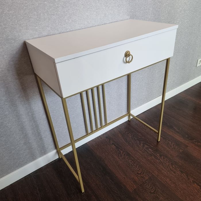 Консоль в стиле лофт