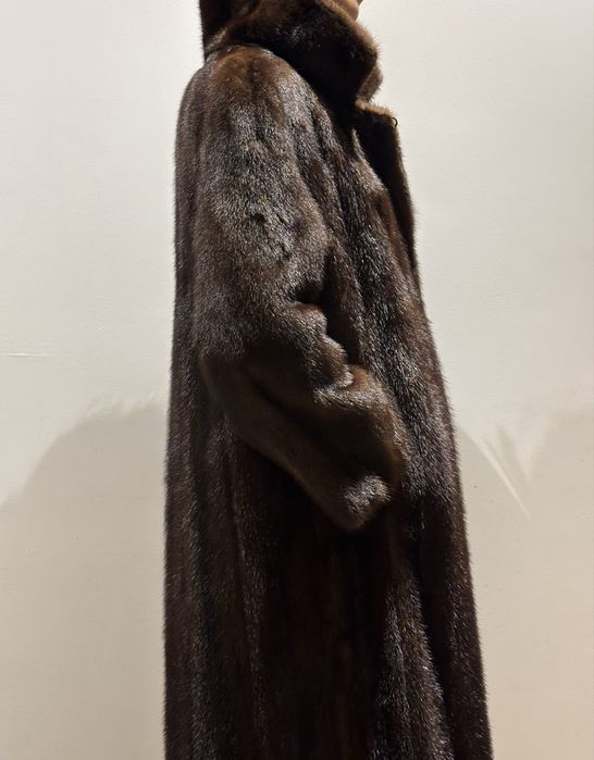 Haina de blana vizon, nutrie