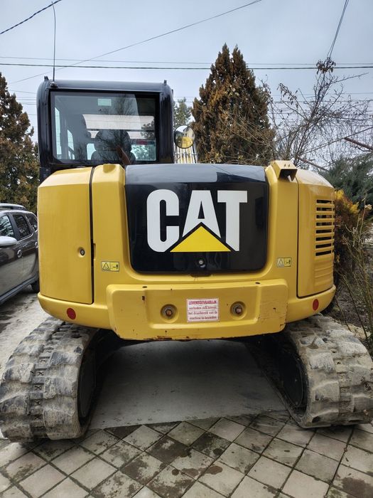 De închiriat excavator de 9 tone  buldo cu picon