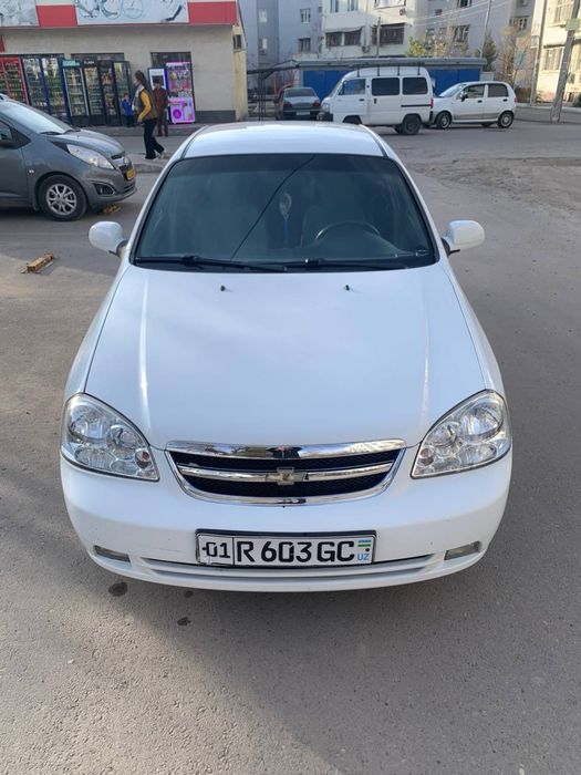 Lacetti 1.8 oq rang 2013-yil