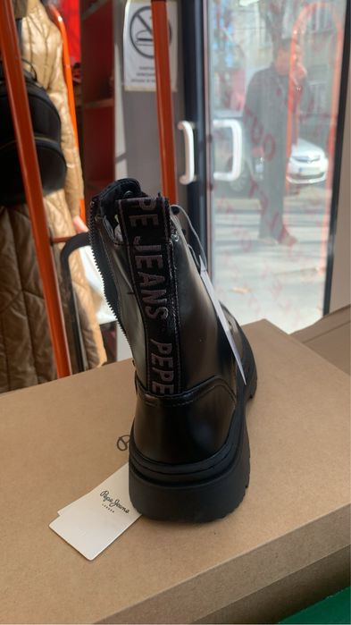 боти PEPE JEANS 41 номер