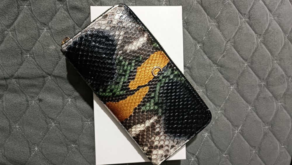 Продам кошелёк питон