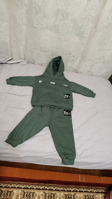 Продаётся детская одежда на мальчика. 9-12 месяцев