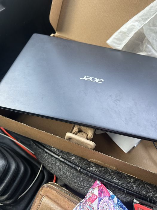 Продам ноутбук новый