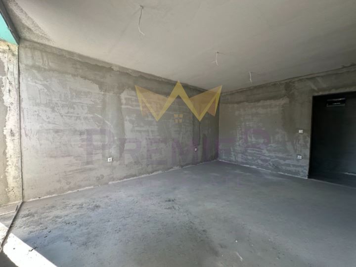 Продава се Офис в Варна, Изгрев - 80 кв.м за 1250 €/кв.м - Снимка #7