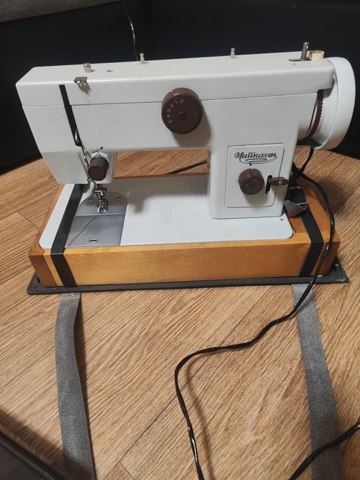 Швейная машинка Чайка 134