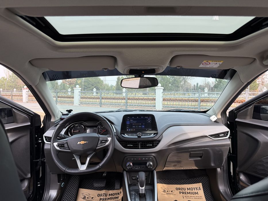 Onix Premier 2 turbo AT plus