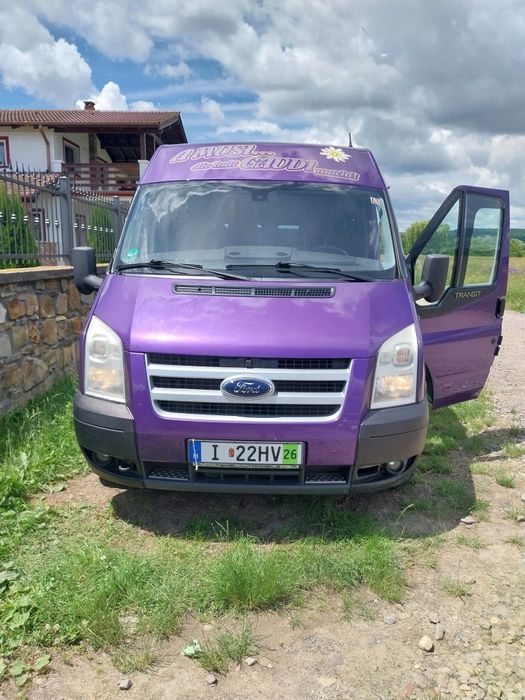 Buz Ford in stare foarte  bună de funcționare