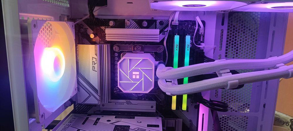 Геймърски Компютър - Gaming PC | i5-12400F + RTX 3060 8GB | WHITE RGB | 6 месеца гаранция
